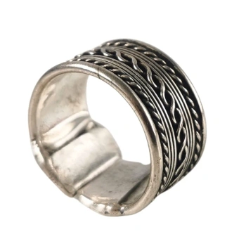 Pierścionek, obrączka w kolorze srebrnym, biżuteria orientalna 