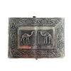 Kuferek, szkatułka metalowa, wielbłąd srebrna, Indie 18 cm