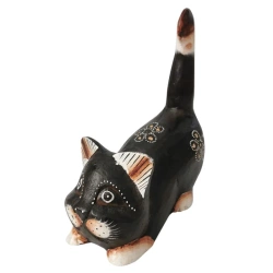 Drewniana figurka kota w kolorze brązowym, rękodzieło 25 cm