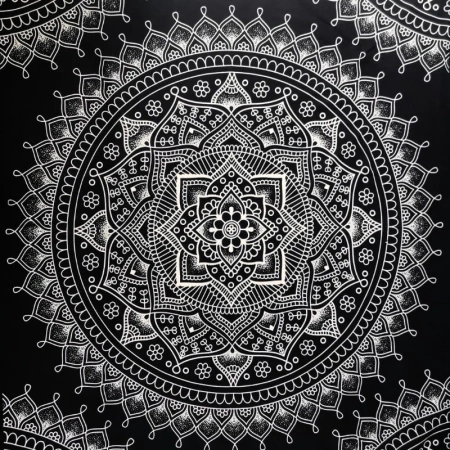 Narzuta na łóżko, czarno - biała mandala kapa, zasłona, obrus 210x140 Indie