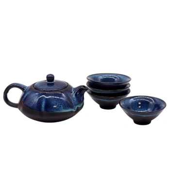 Ceramiczny zestaw do herbaty, czajniczek i 4 filiżanki