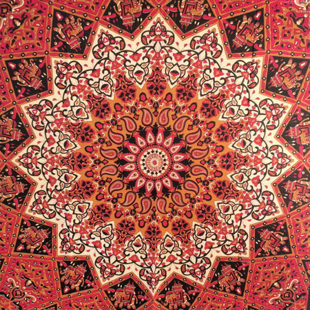 Narzuta na łóżko orientalna bordowa (mandala, kapa, Indie, 140x210)