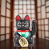 Maneki Neko japoński kot szczęścia i bogactwa (czarny)
