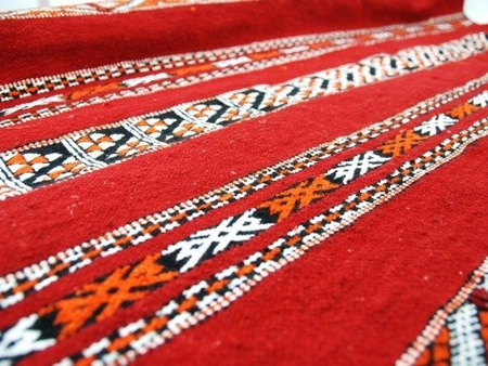 KILIM Z MAROKO DUŻY 190 CM X 134 CM (JEDWAB, WEŁNA, DYWAN)