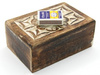 SZKATUŁKA RZEŹBIONA DREWNIANA (PUDEŁKO, RĘKODZIEŁO, INDIE, DŁ.15 CM)
