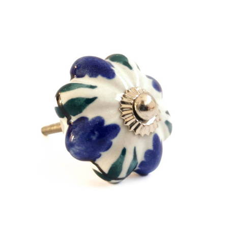 Gałka ceramiczna biała, niebieskie kwiaty, uchwyt meblowy ( Indie, Rękodzieło)