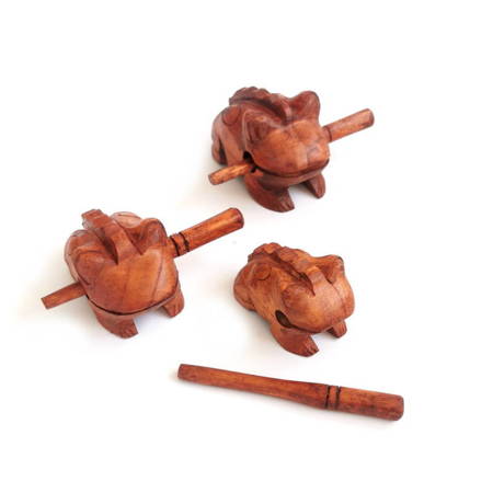 Instrument śpiewająca żaba (figurka, drewniana, jasny brąz)