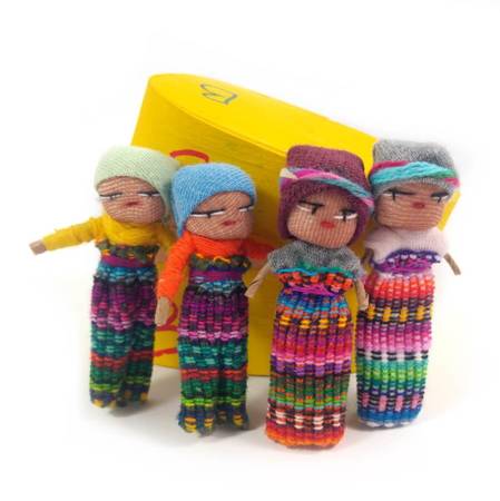 Laleczki na smuteczki w drewnianym pudełku, worry dolls, 4szt (rękodzieło, Gwatemala)