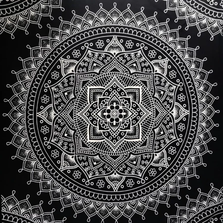 Narzuta na łóżko, czarno-biała mandala, kapa, zasłona, obrus 210x240 Indie