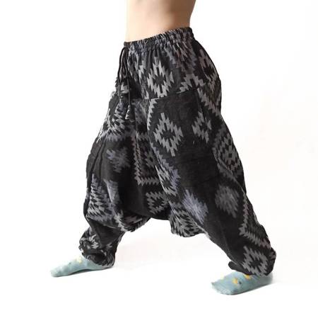 Szarawary spodnie ciepłe aztek (czarne, alladynki, Indie)